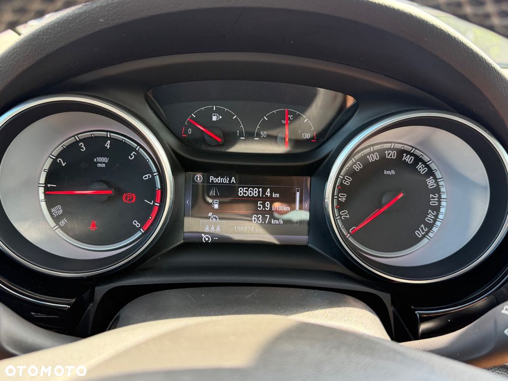Opel Astra 1.4 T Dynamic S&S - 16