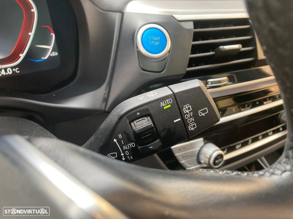 BMW iX3 Impressive - 24