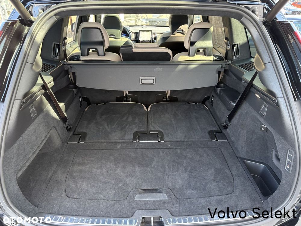 Volvo XC 90 - 30