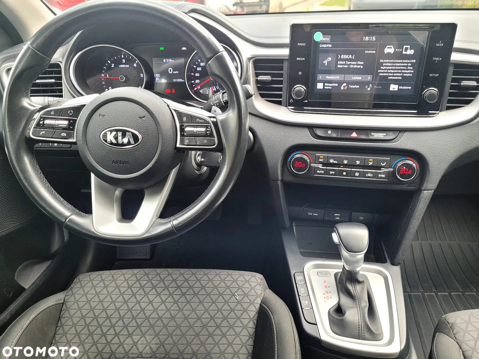 Kia Ceed 1.6 CRDi SCR L Business Line DCT - 15