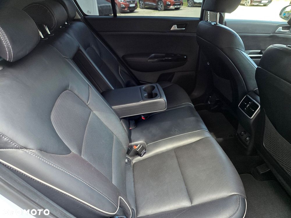 Kia Sportage - 18