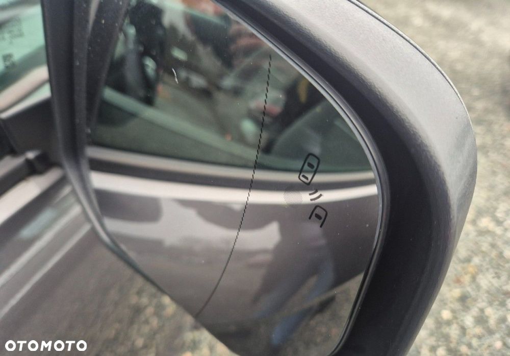 Ford Tourneo Connect Grand - 14