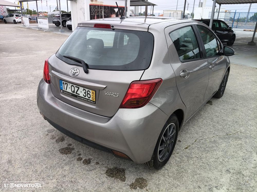 Toyota Yaris 1.4 D-4D Comfort - 8