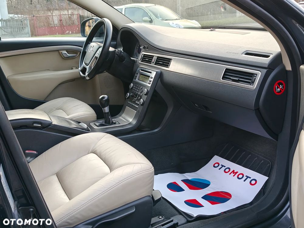 Volvo V70 2.0D Kinetic - 7
