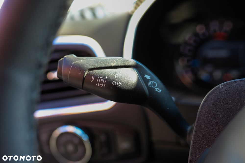 Ford S-Max 2.0 EcoBlue Titanium - 3