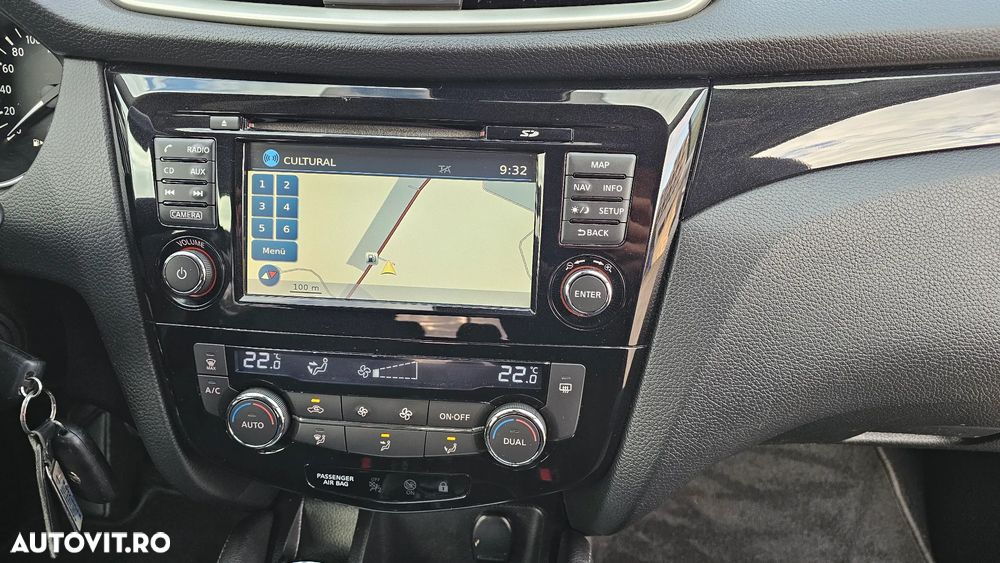 Nissan Qashqai 1.2 DIG-T TEKNA - 10