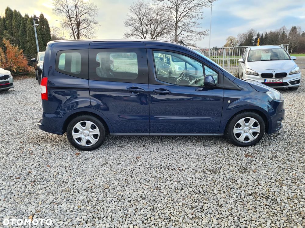 Ford Tourneo Courier 1.5 TDCi Trend - 4