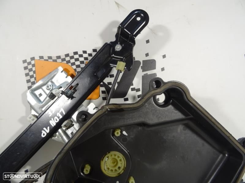 Elevador De Vidro Trás Esquerdo Seat Leon (1P1)  986348 / 1P0867443a / - 3