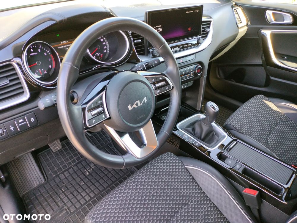 Kia Ceed 1.5 T-GDI Tribute - 9