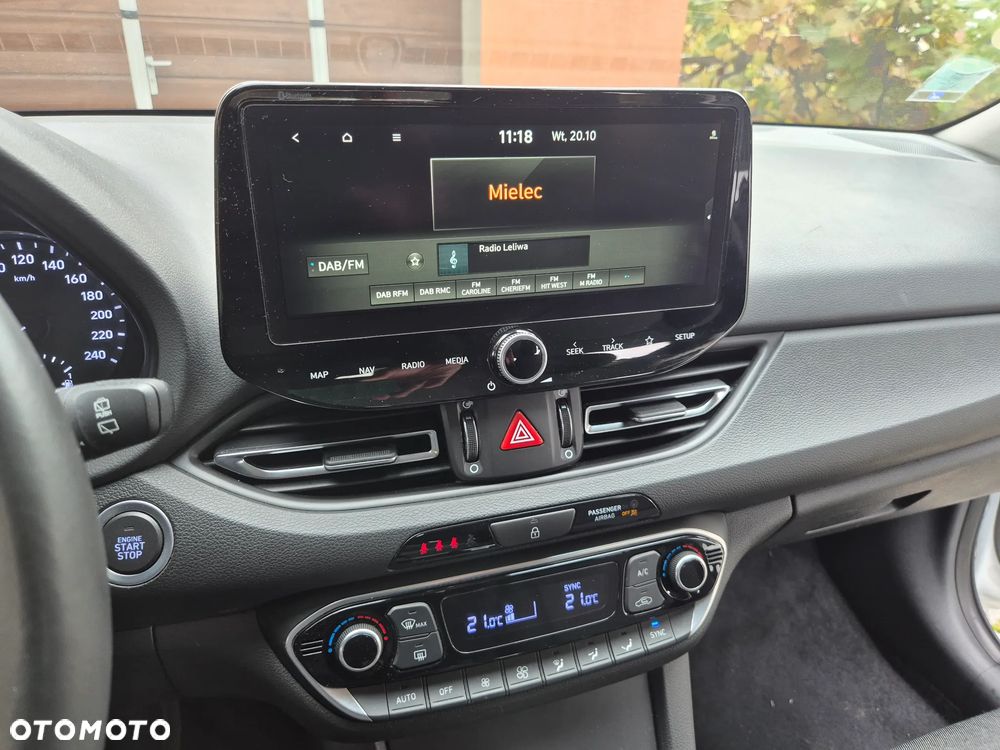 Hyundai i30 1.6 CRDI DCT Intro - 13