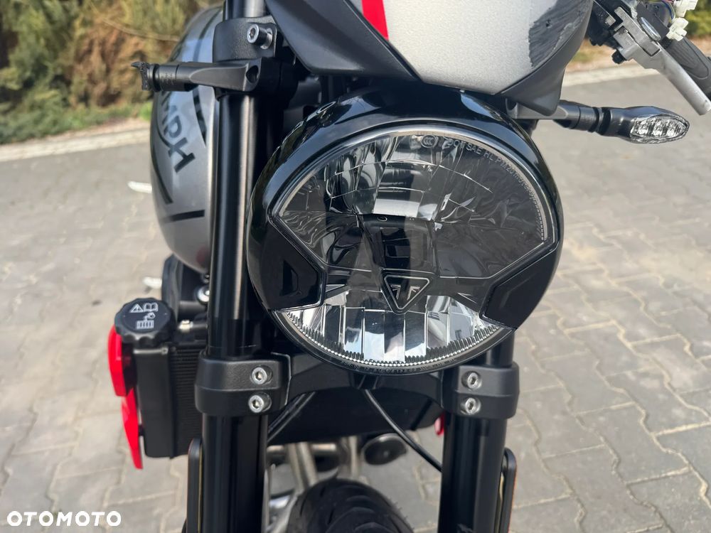 Triumph Trident - 15