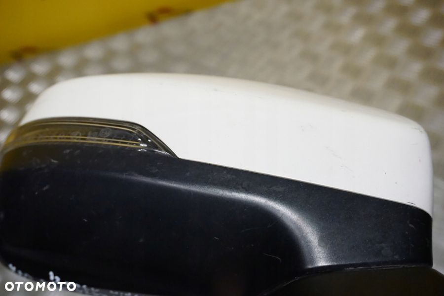 SUBARU IMPREZA 2017 2020 - 2023 Lusterko Zewnętrzne Prawe 13 PIN USA - 11