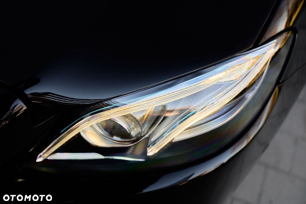 Mercedes-Benz Klasa E 220 d 9G-TRONIC - 20