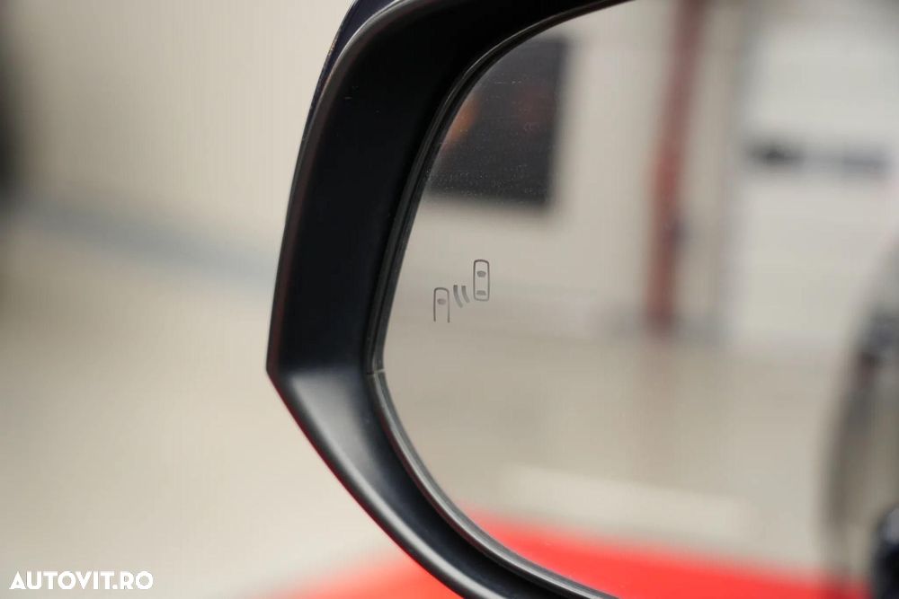 Toyota RAV4 2.0P CVT AWD Luxury - 36