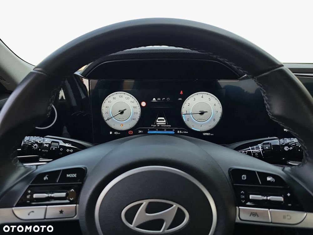 Hyundai Elantra 1.6 Modern - 19