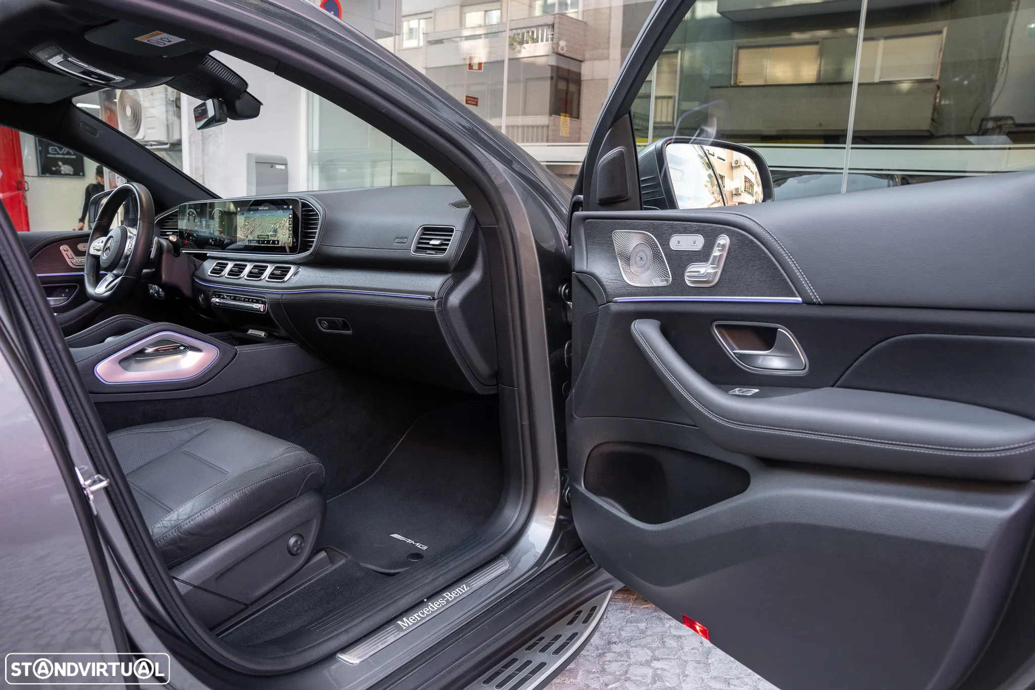 Mercedes-Benz GLE 400 d 4Matic 9G-TRONIC AMG Line - 11