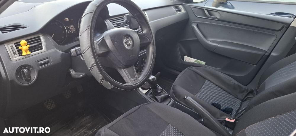 Skoda RAPID 1.2 MPI Active - 5