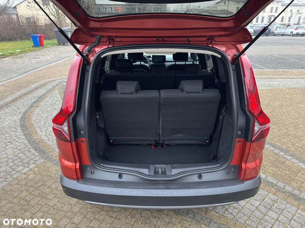 Dacia Jogger 1.0 TCe SL Extreme 7os - 32