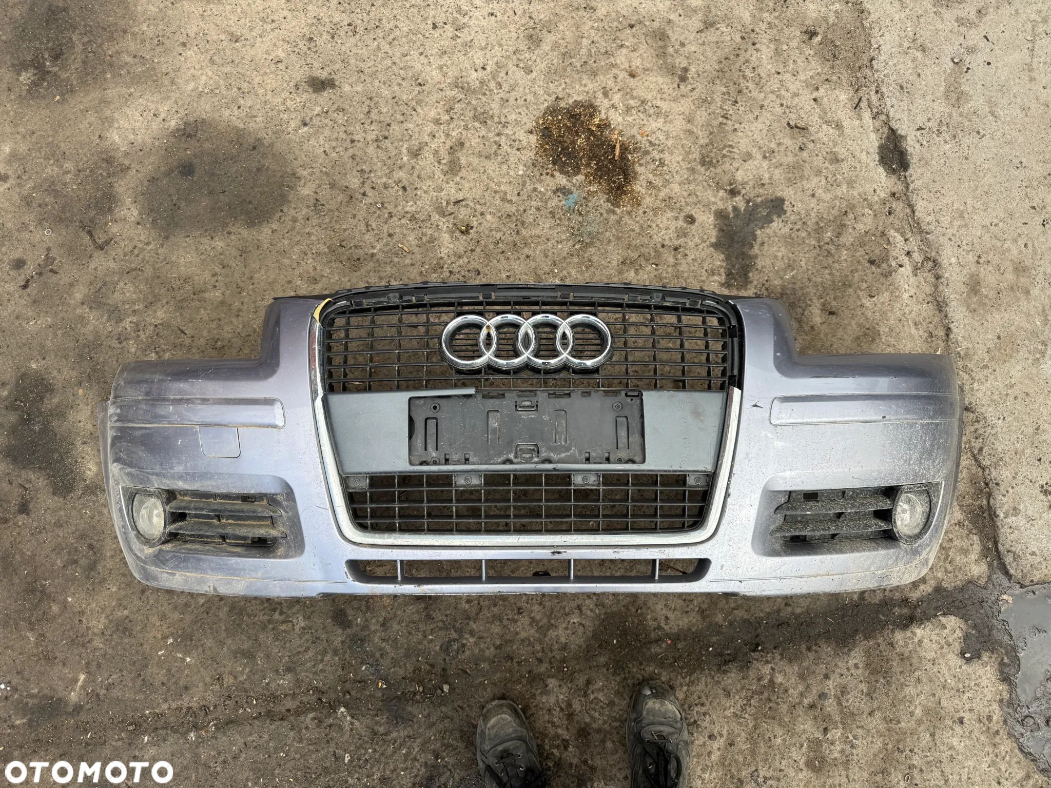 Zderzak Audi A3 8P przód OE - 1