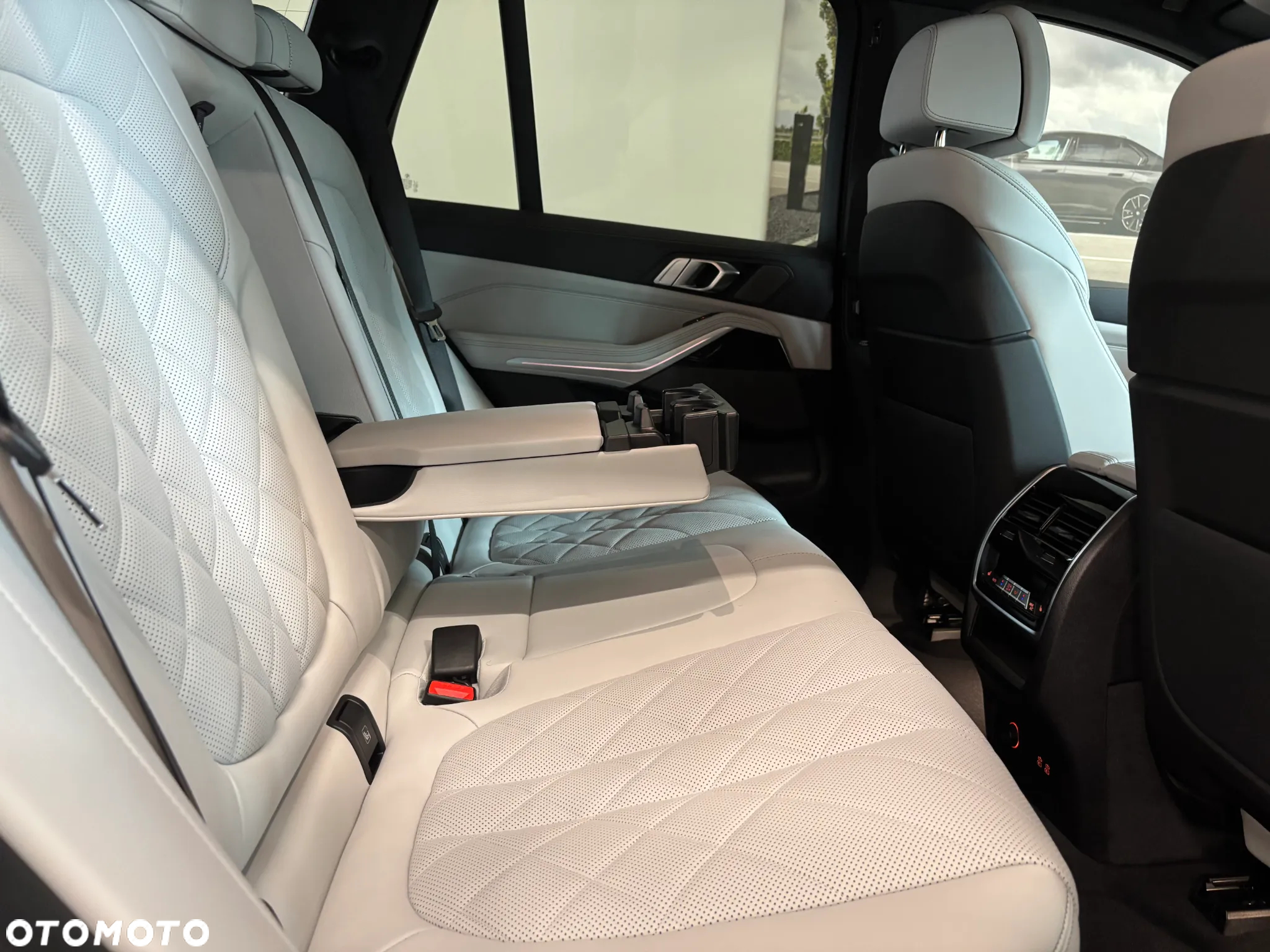 BMW X5 xDrive40i - 27