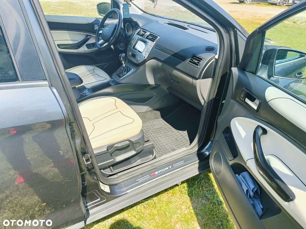 Ford Kuga 2.0 TDCi Titanium - 5