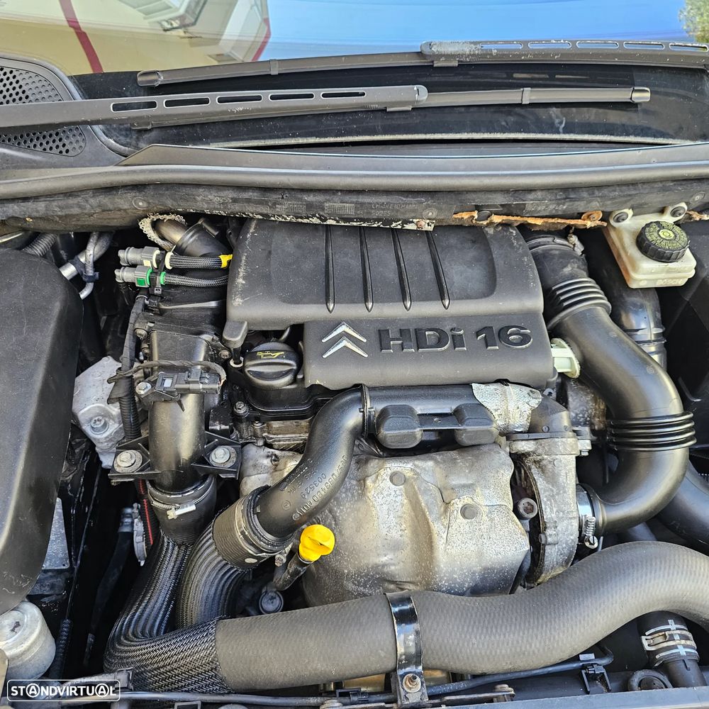 Citroën C4 Coupé 1.6 HDi 110 VTR - 30