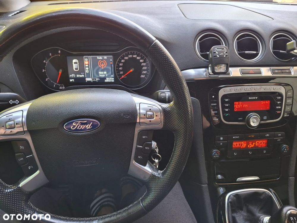 Ford S-Max 2.0 TDCi DPF Titanium - 5