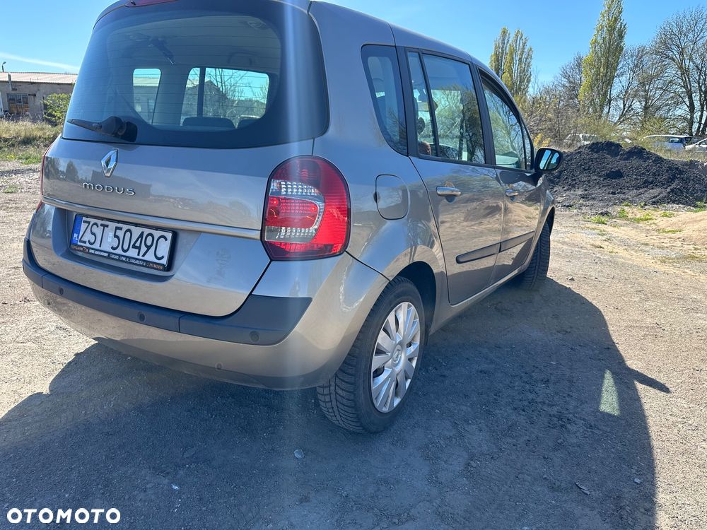 Renault Modus - 9