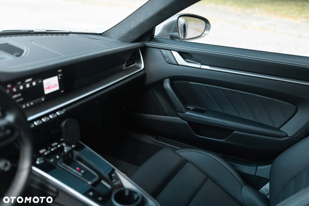 Porsche 911 Turbo - 15