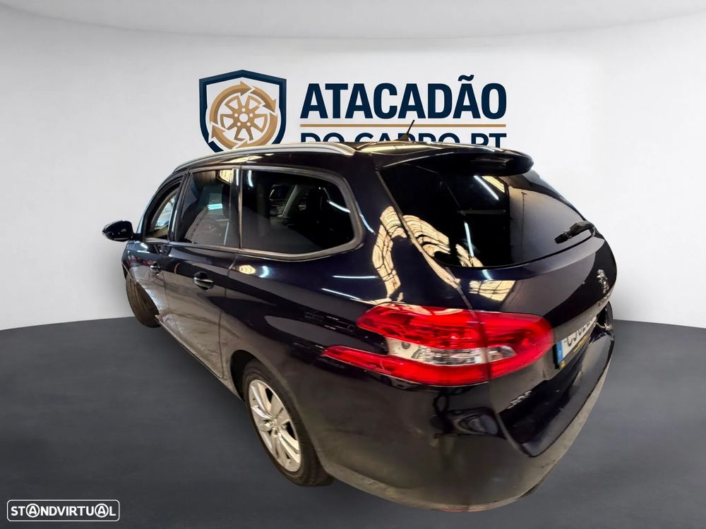 Peugeot 308 SW 1.2 PureTech Allure - 32