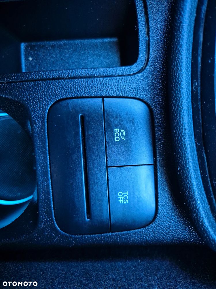 Ford Fiesta 1.1 S&S COOL&CONNECT - 39