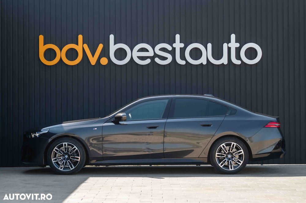 BMW Seria 5 520d xDrive AT MHEV - 10