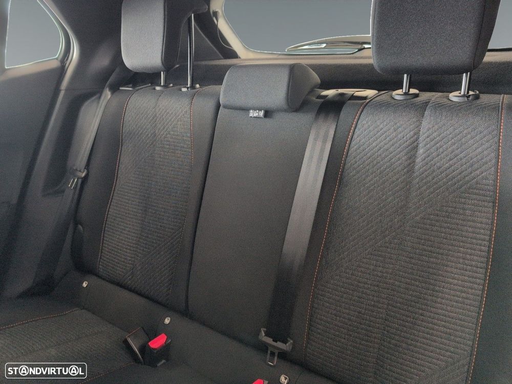 Peugeot 2008 1.2 Style - 12