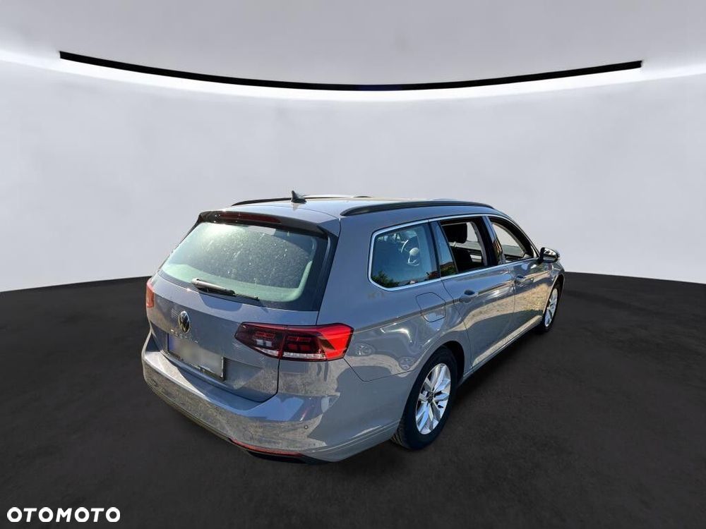 Volkswagen Passat Variant - 4