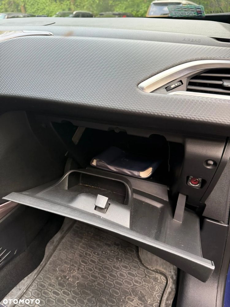 Peugeot 2008 1.6 VTi Active - 28