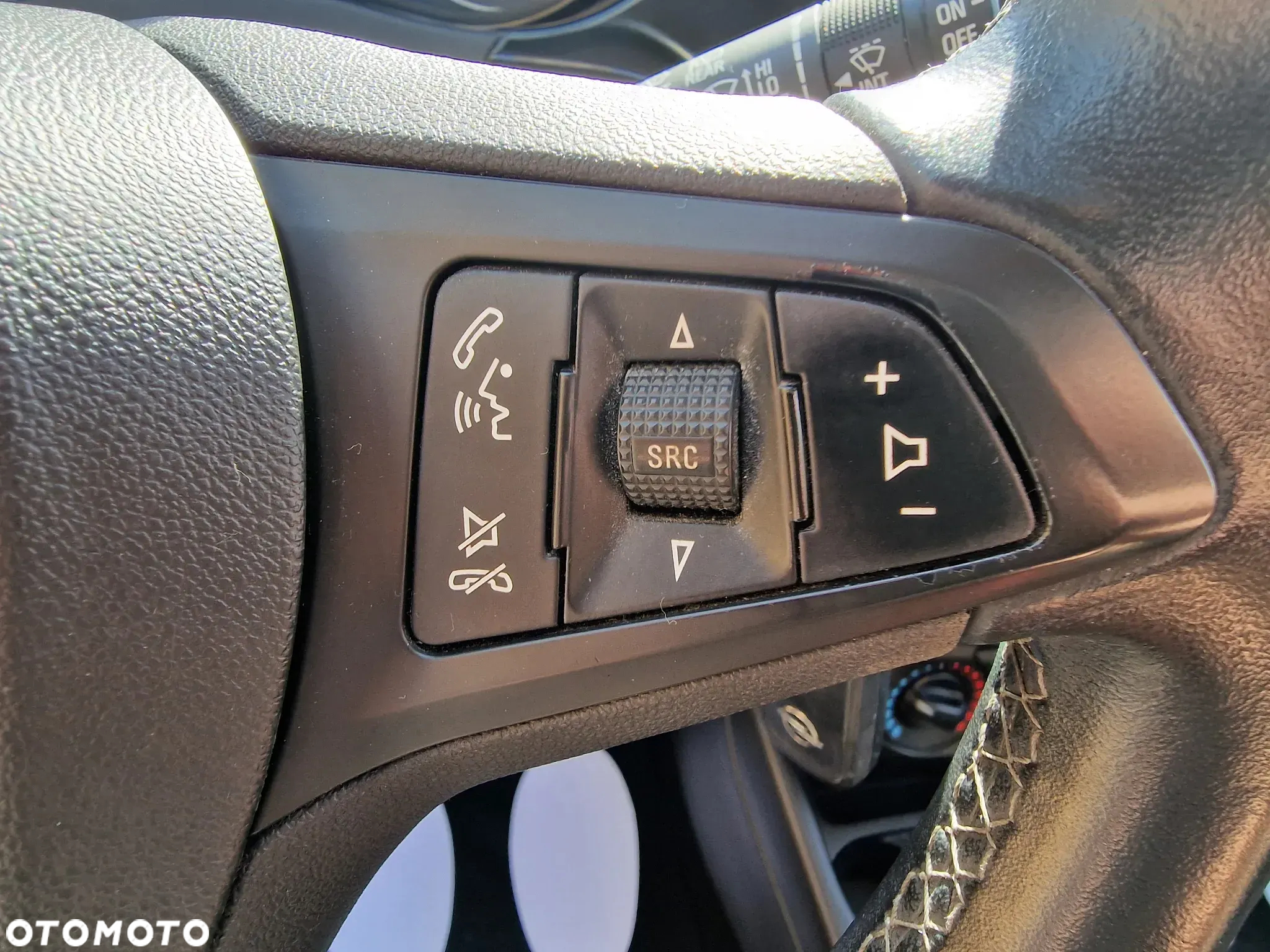 Opel Corsa 1.4 Turbo (ecoFLEX) Start/Stop Color Edition - 17