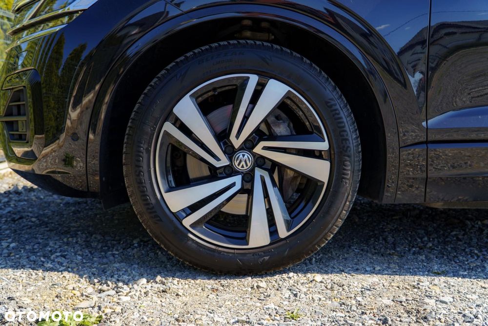 Volkswagen Touareg 3.0 V6 TFSI 4Motion R-Line - 35