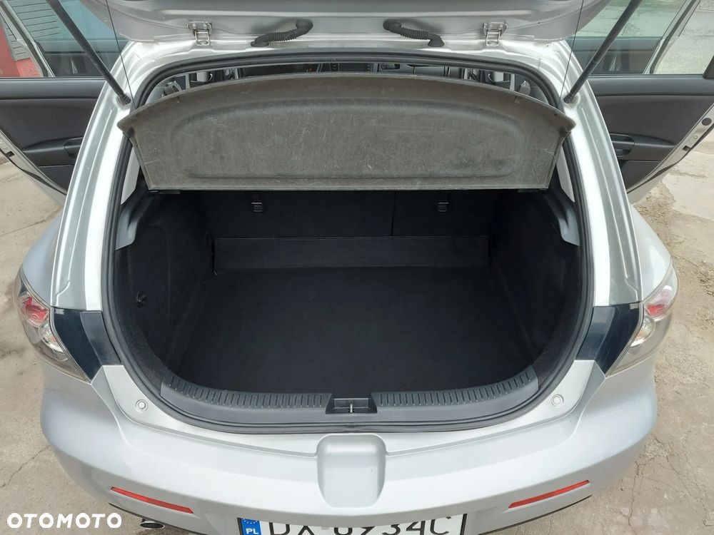 Mazda 3 1.6 Sport Active - 29