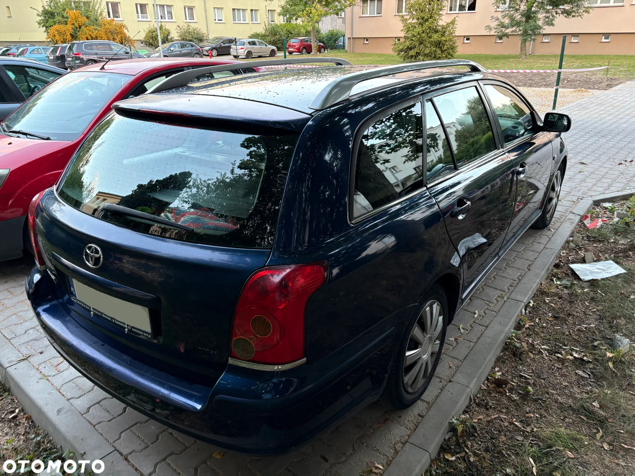 Toyota Avensis 1.8 VVT-i Sol - 3