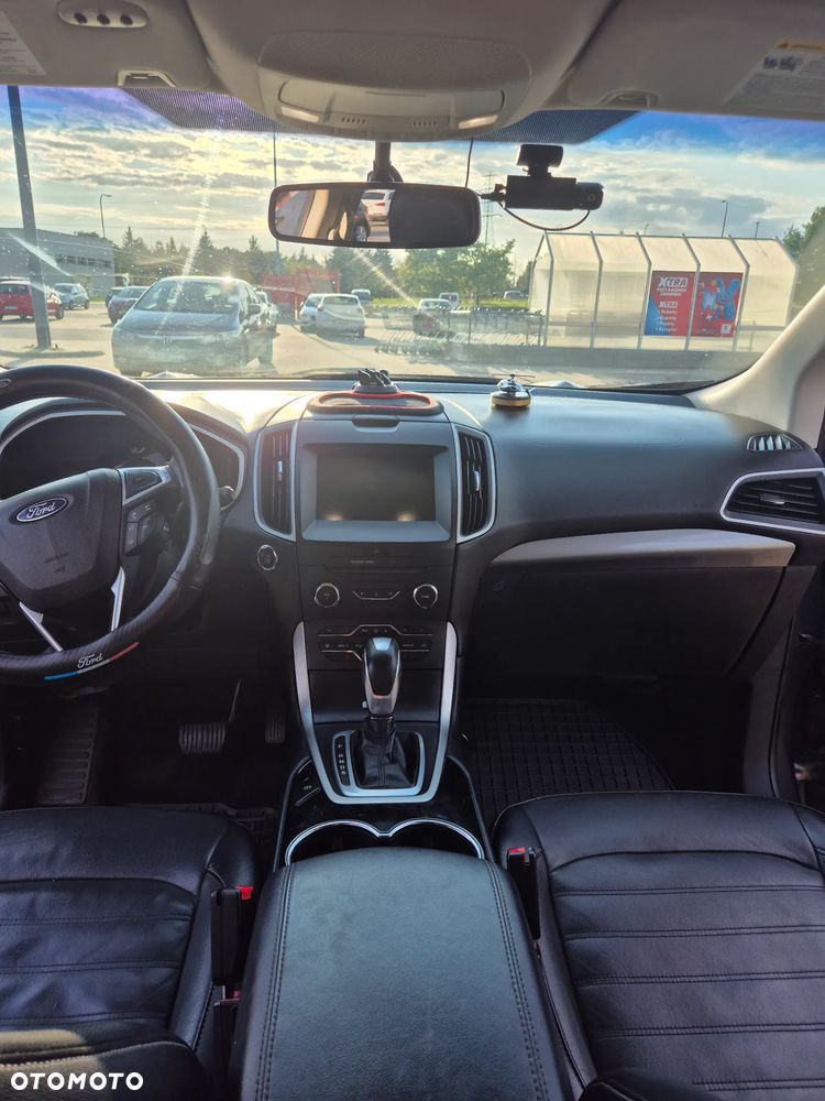 Ford Edge - 12