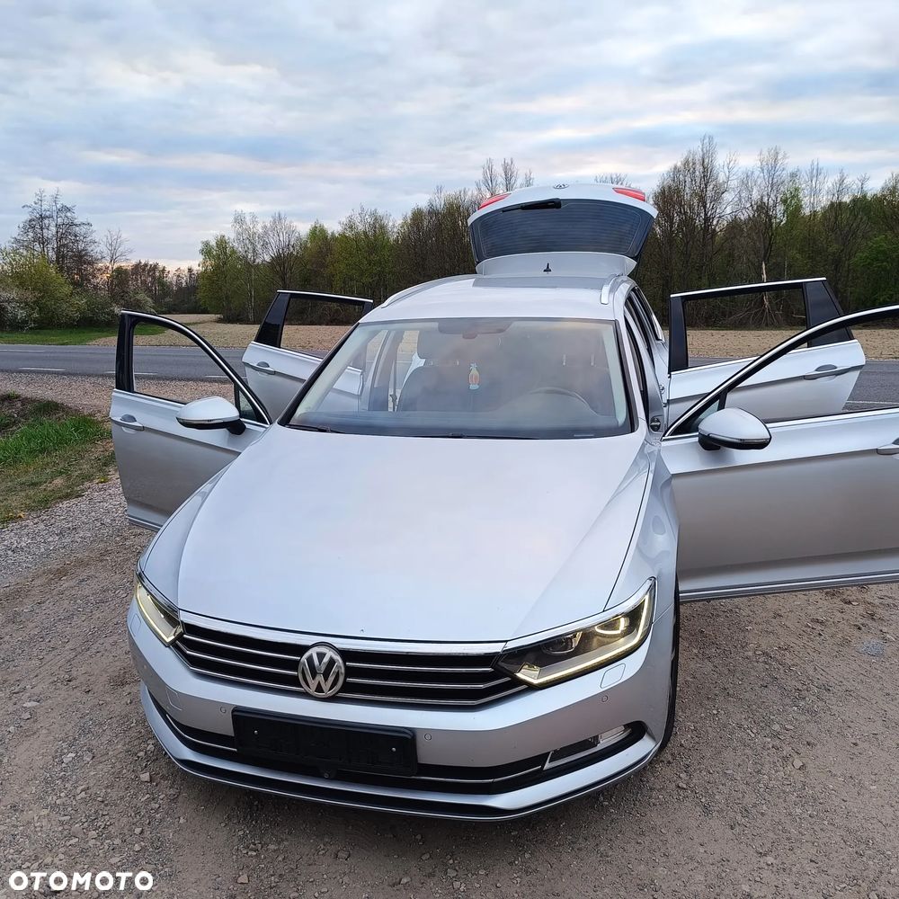 Volkswagen Passat 2.0 TDI (BlueMotion Technology) Highline - 25
