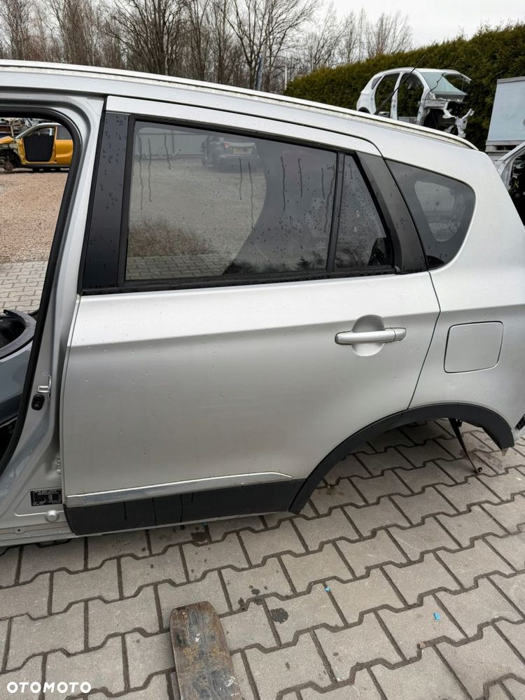 suzuki sx4 s-cross drzwi lewe tył kompletne kolor zcc - 1