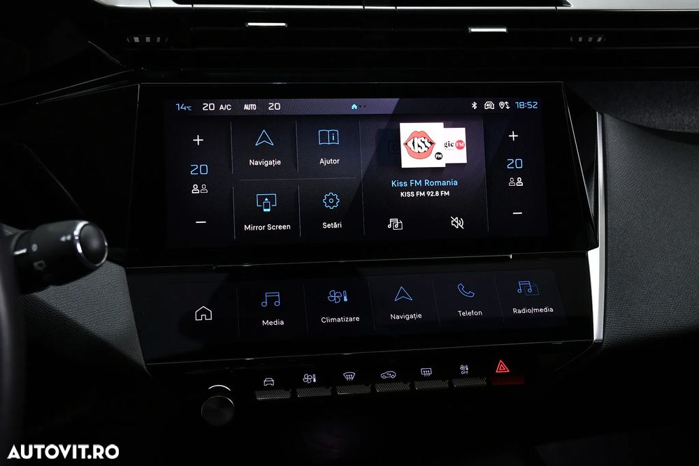 Peugeot 308 SW Plug-In Hybrid 180 e-EAT8 GT - 28