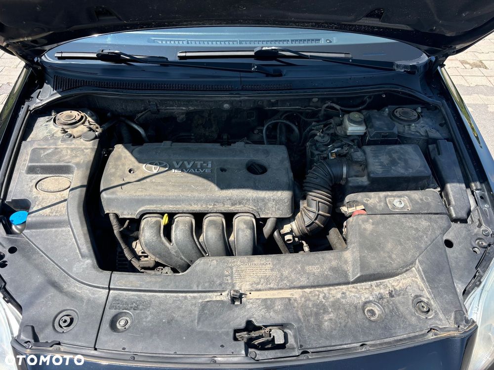 Toyota Avensis 1.8 VVT-i Combi - 35