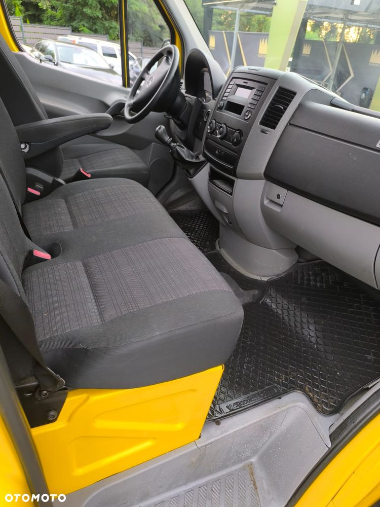 Mercedes-Benz SPRINTER - 15