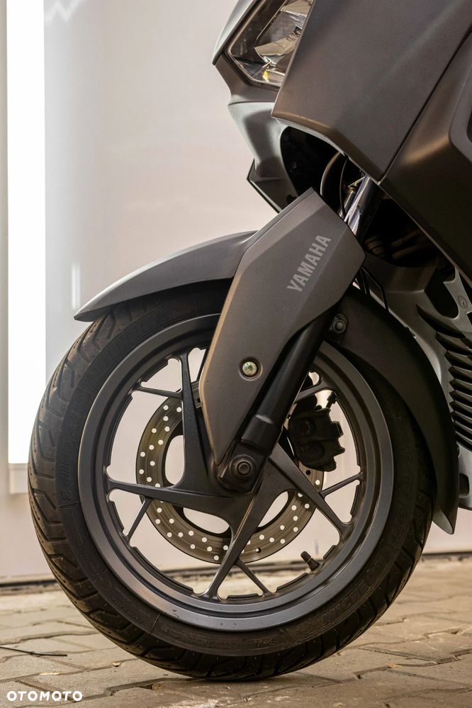 Yamaha X-max - 21