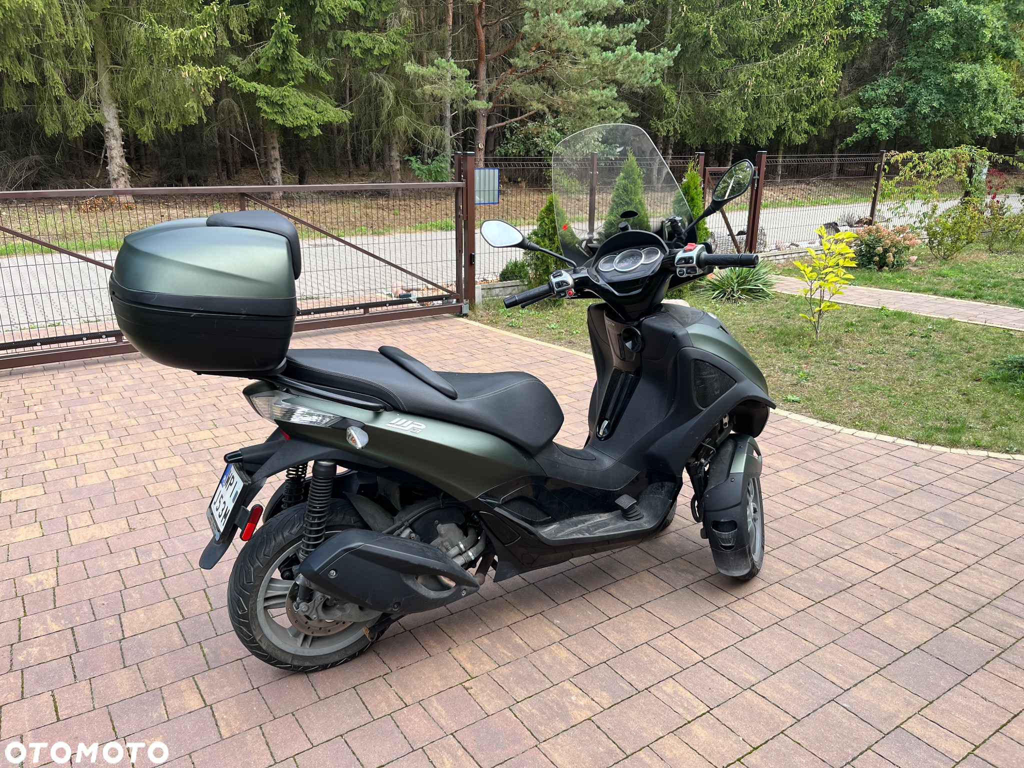 Piaggio MP-3 - 2