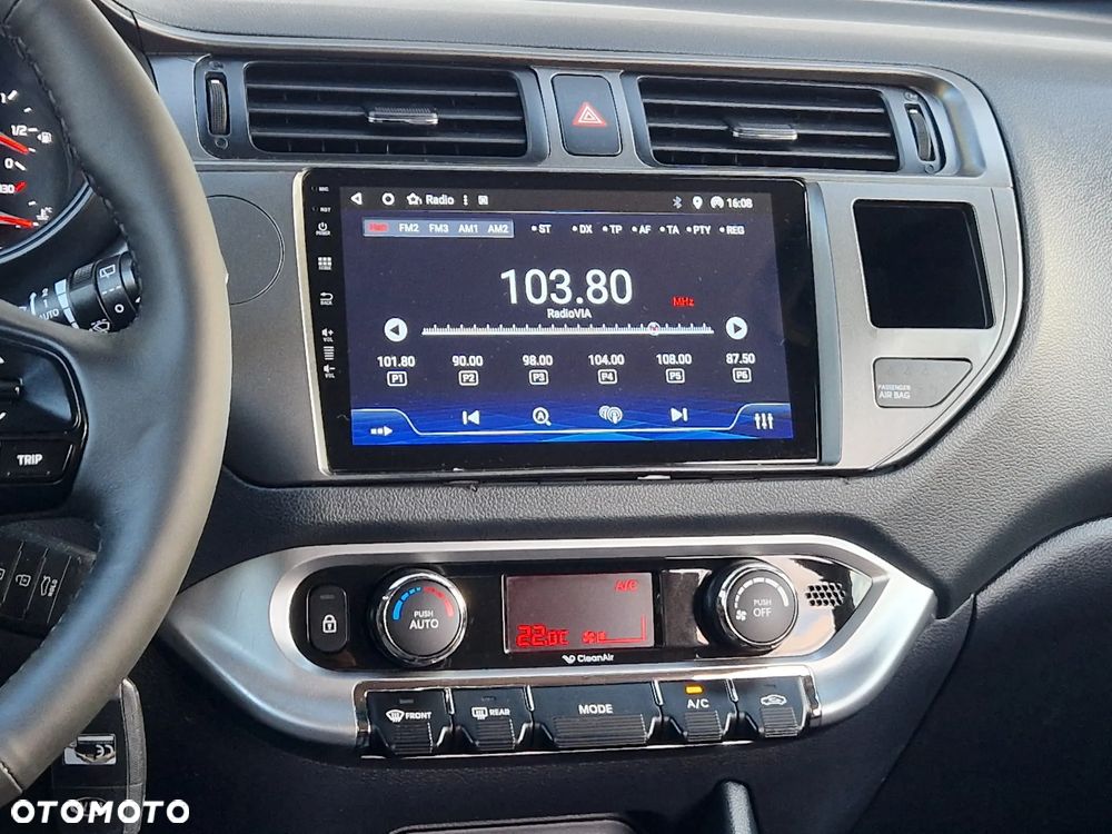 Kia Rio 1.2 Fifa World Cup Edition - 27