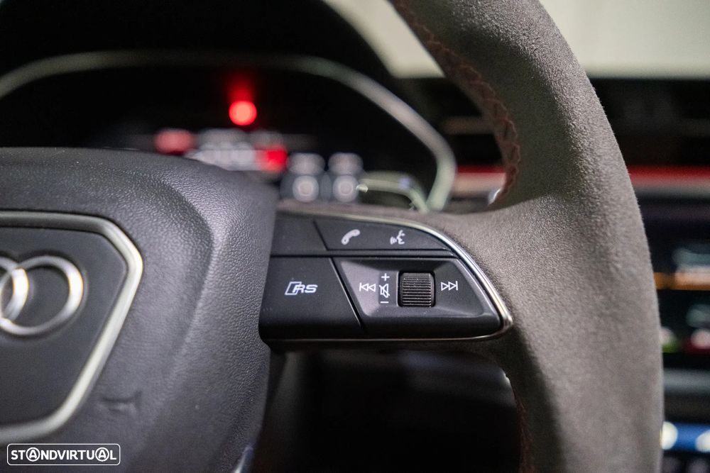 Audi RS Q3 TFSI quattro S tronic - 23