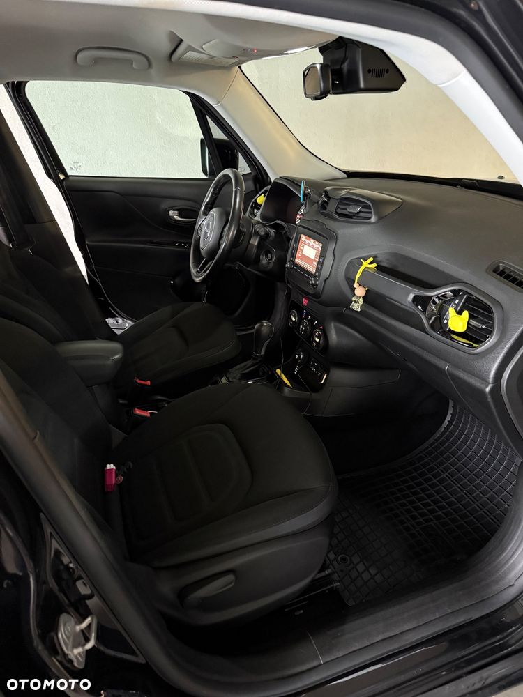 Jeep Renegade - 13